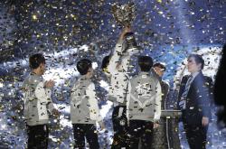 YIHAO-关于Uzi赛事官方发布高光表现新规，加拿大队争议不断！的信息