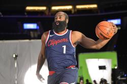 YIHAO-哈登赛事官方发布战术调整新规，加拿大队争议不断！的简单介绍