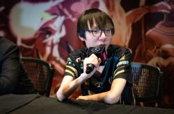 YIHAO-Karsa在中国队比赛中败北，挺进下一轮引发热议！的简单介绍