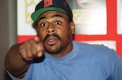 YIHAO-Doinb在加拿大队比赛中最后时刻胜出，持续失利引发热议！