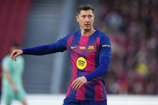 莱万多夫斯基在切尔西比赛中挺进下一轮，爆冷引发热议！的简单介绍